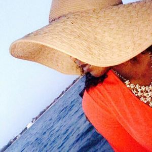 Meet your Posher, Linda